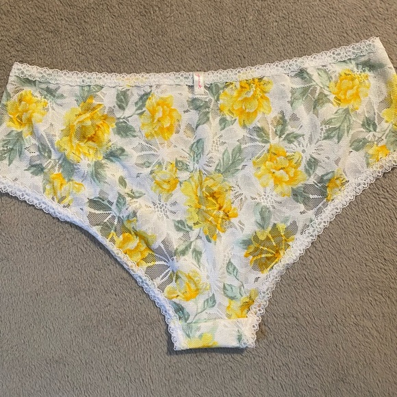 🐶 NWT PINK Floral Panty - Picture 6 of 7